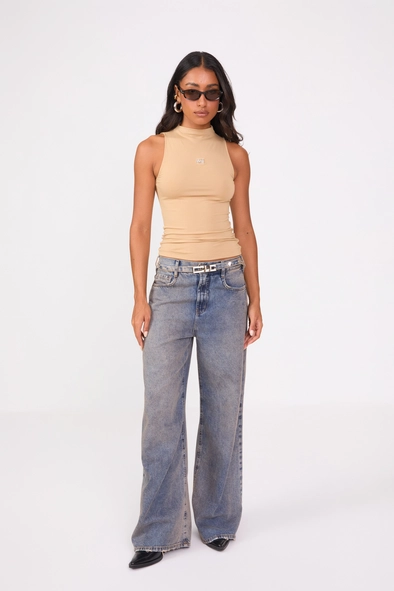 Calça Jeans Feminina Baggy Com Cinto