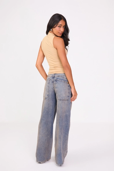 Calça Jeans Feminina Baggy Com Cinto
