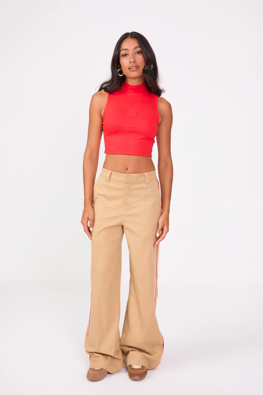 Calça Feminina Alfaiataria Wide Leg Com Recortes Bege 1