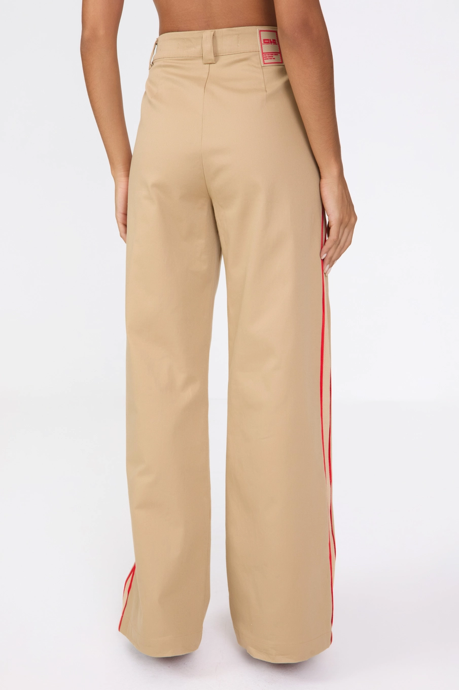 Calça Feminina Alfaiataria Wide Leg Com Recortes Bege 4