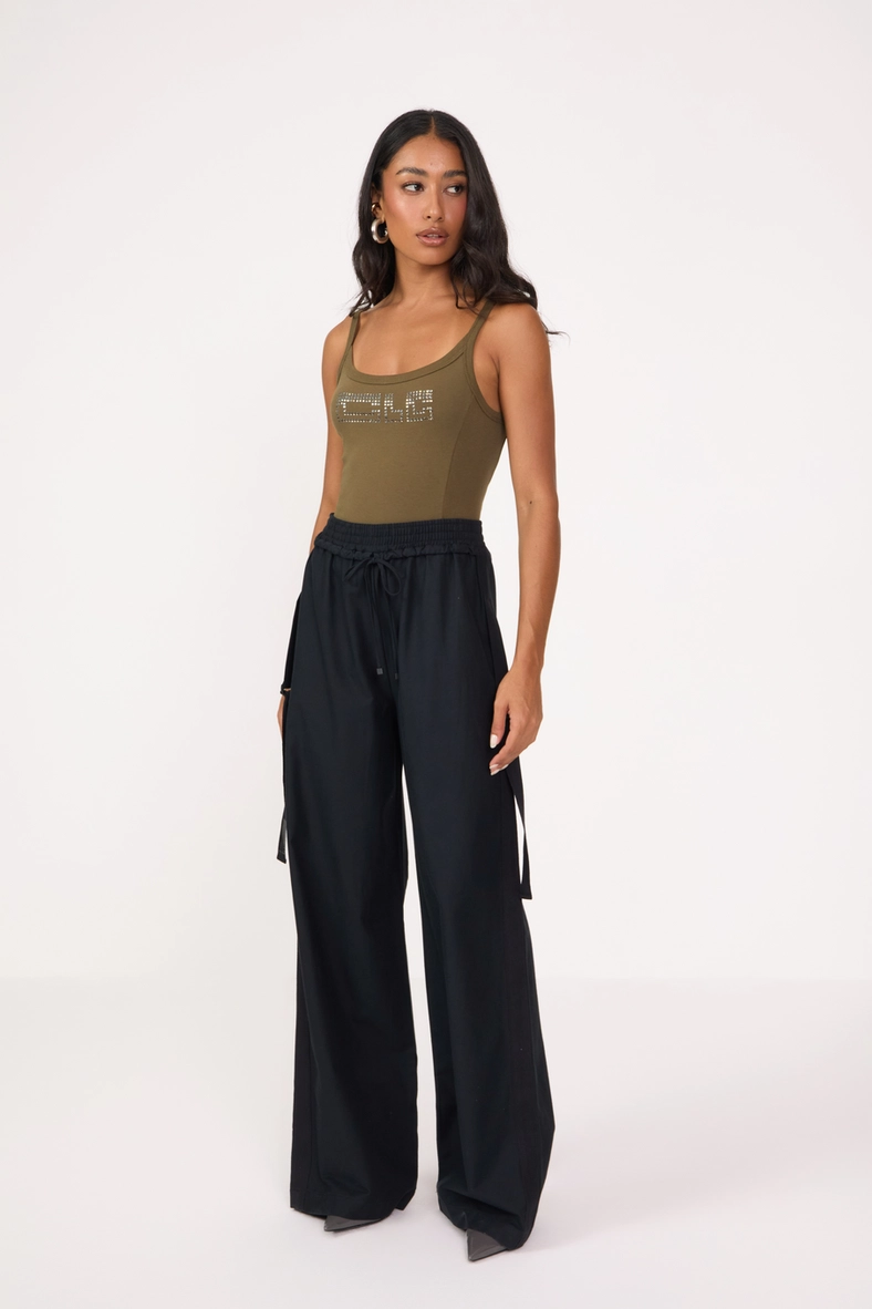 Calça Feminina Wide Leg Com Detalhes Preto 1