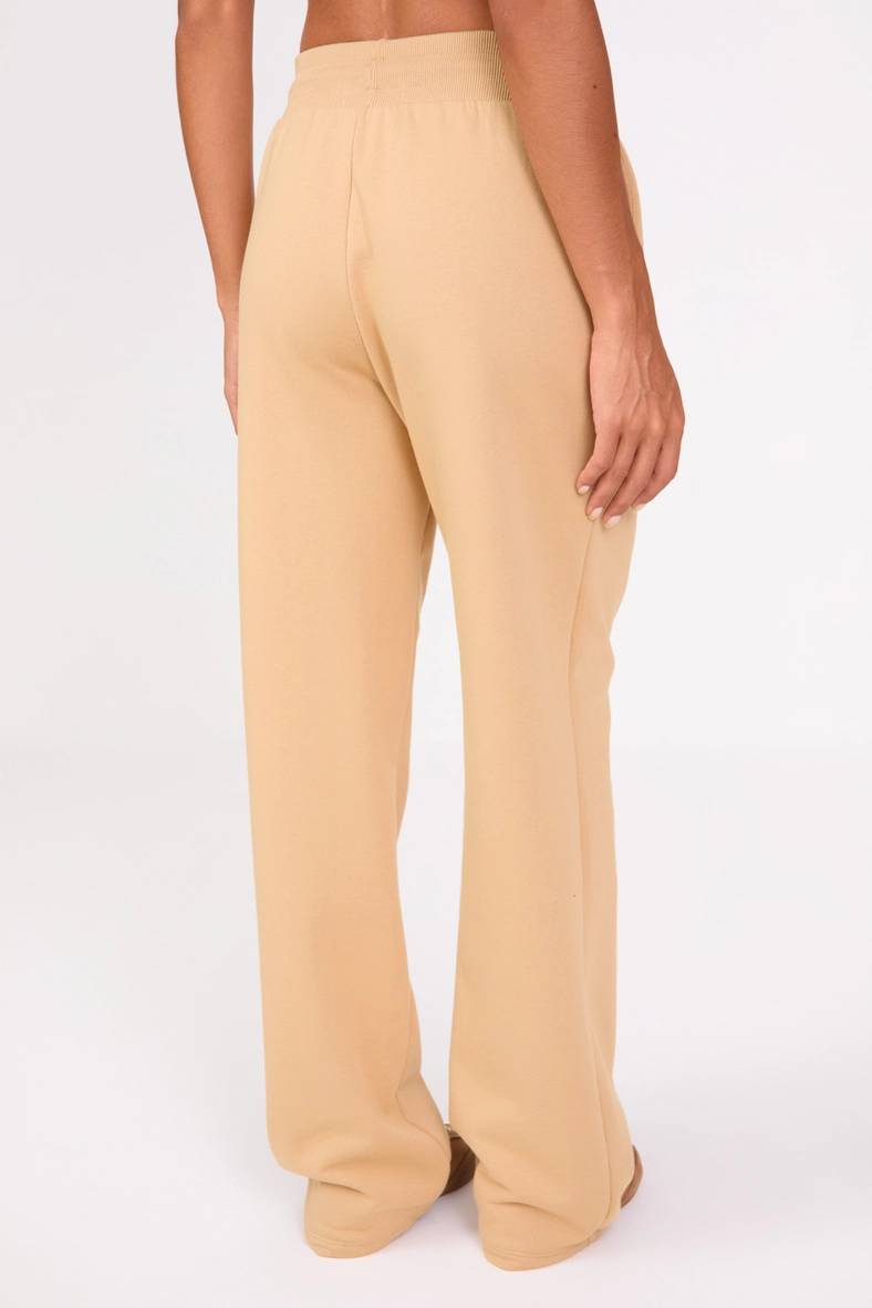 Calça Moletom Feminina Reta Média Bege 4