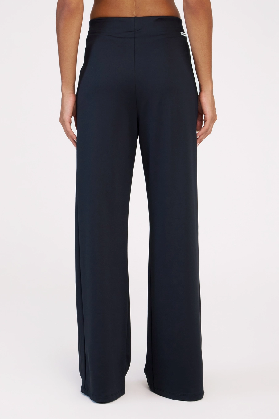 Calça Feminina Wide Leg Com Pregas Preto 4