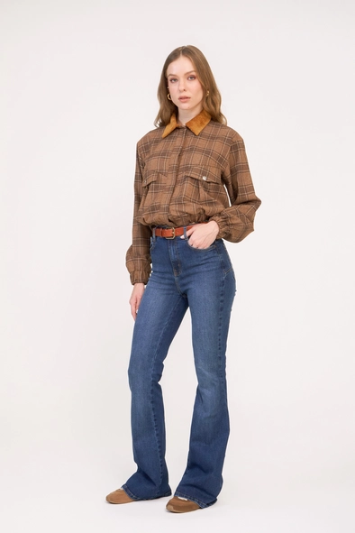 Calça Jeans Feminina Push Up Flare