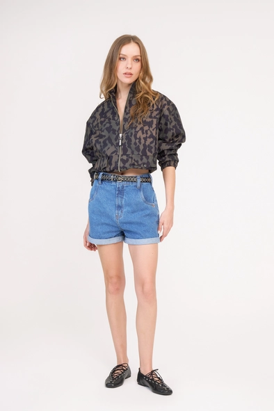 Short Jeans Mom