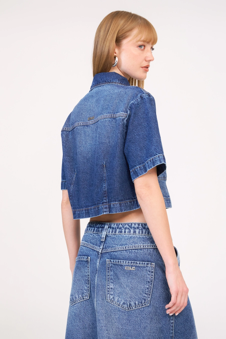 Camisa Jeans Feminina Cropped Índigo 5