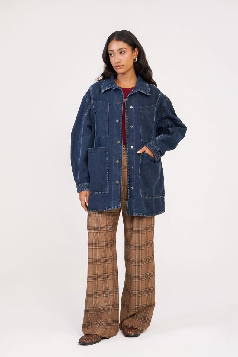 Jaqueta Jeans Feminina Oversized Com Aplicação Índigo 4