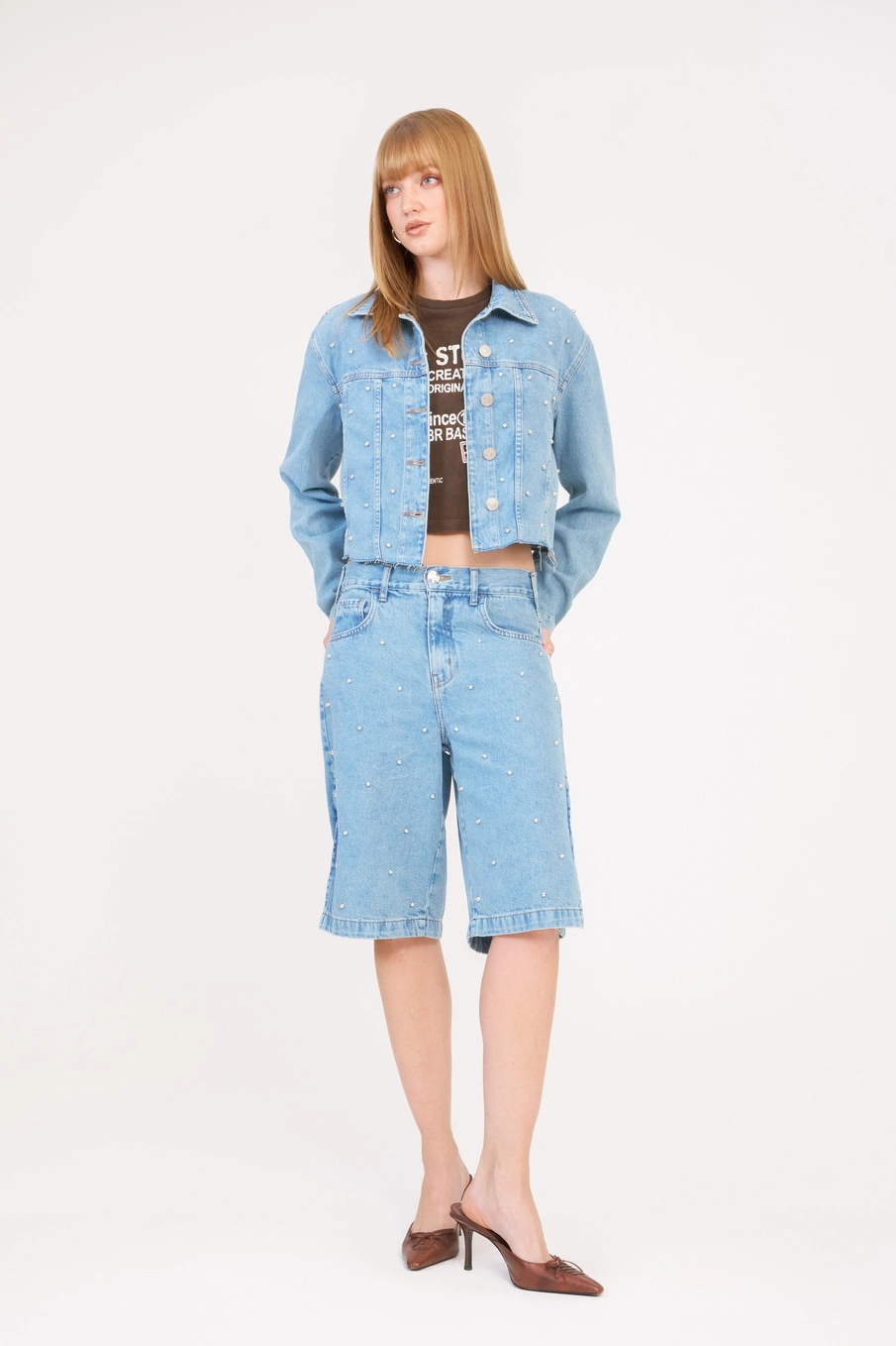 Jaqueta Jeans Feminina Cropped Com Bordado Índigo 1