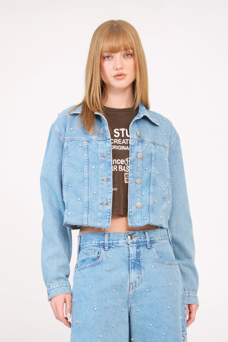 Jaqueta Jeans Feminina Cropped Com Bordado Índigo 3