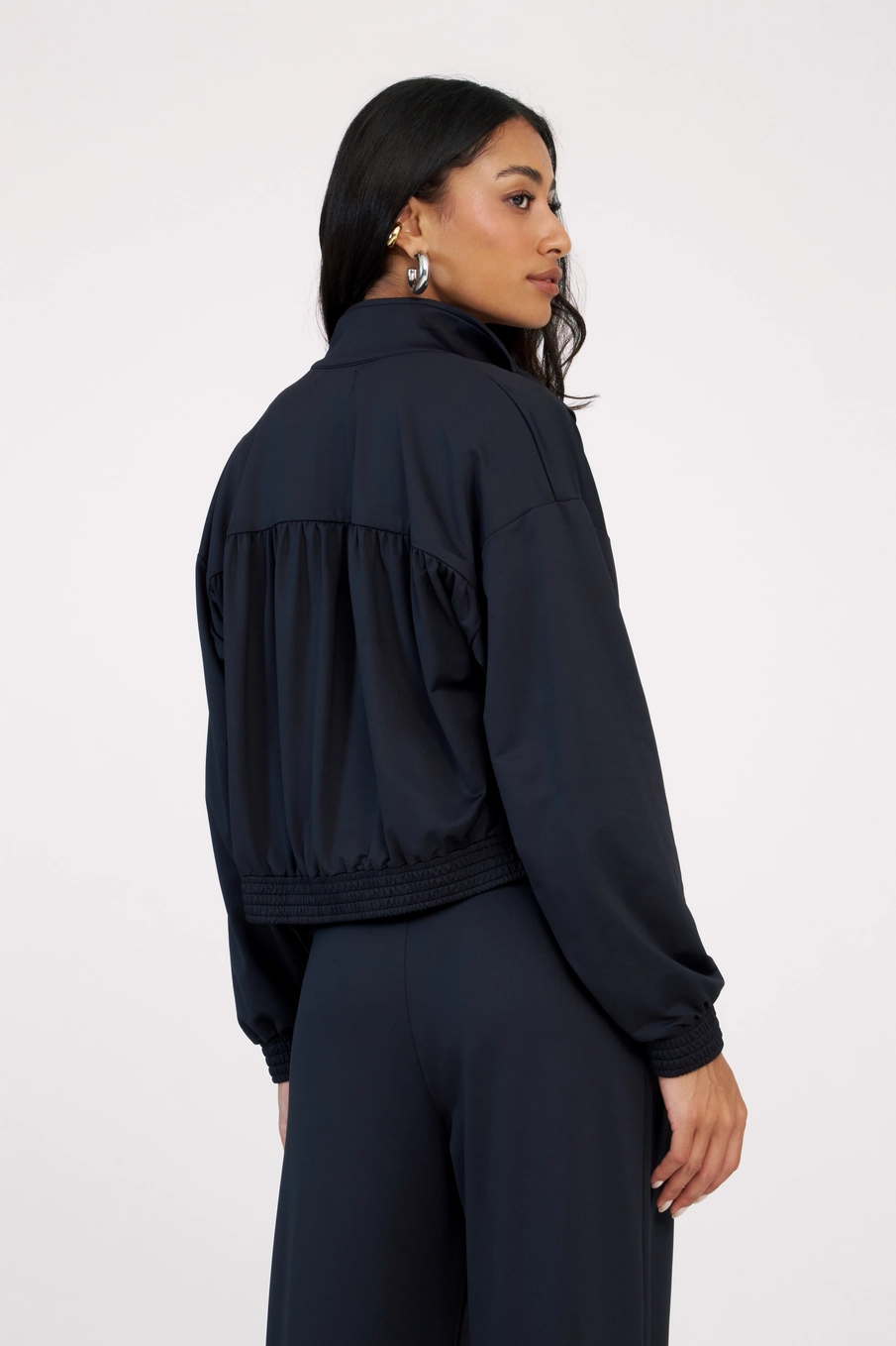 Jaqueta Feminina Bomber Gola Alta Preto 4