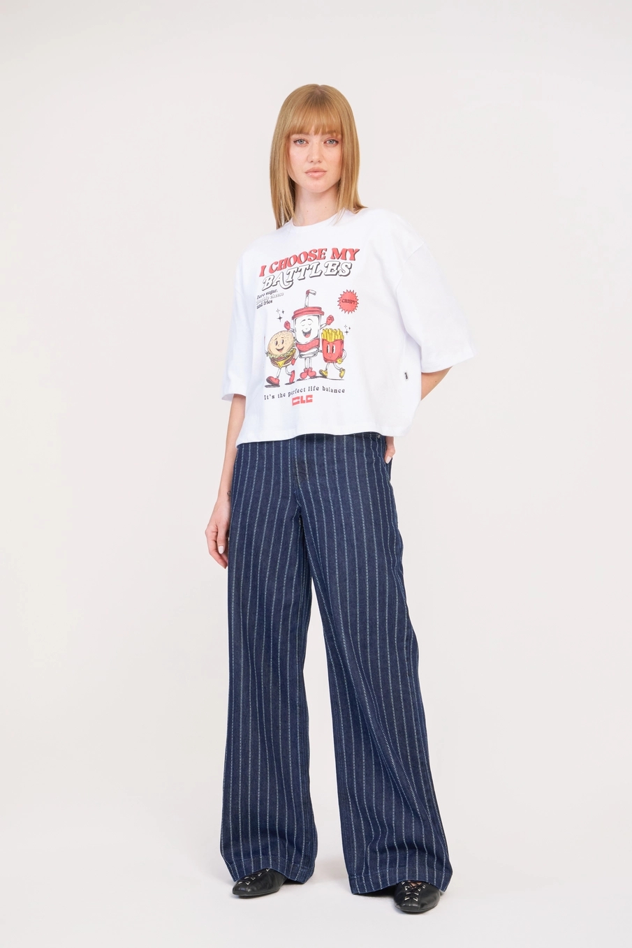 Camiseta Feminina Box Over Estampada Branco 3