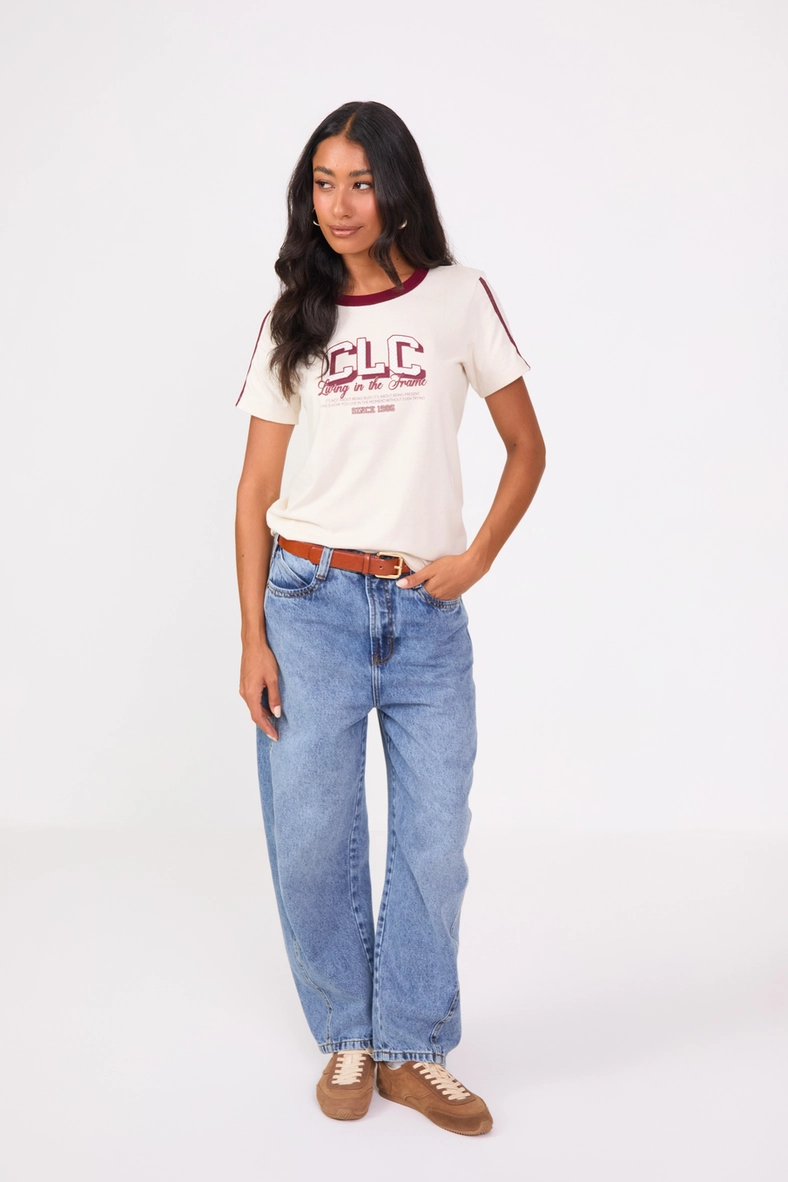 Camiseta Feminina Regular Estampada Bege 3