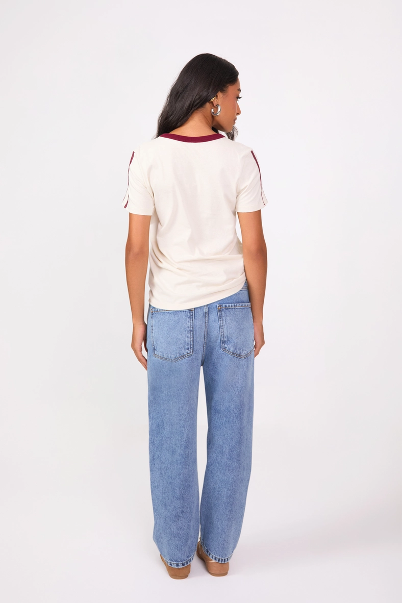 Camiseta Feminina Regular Estampada Bege 4