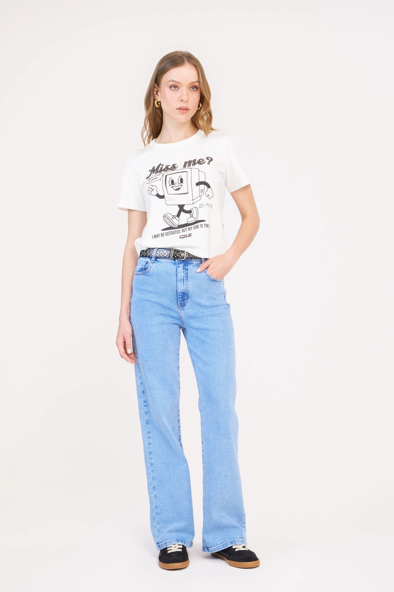 Camiseta Feminina Regular Com Estampa Off Shell 3