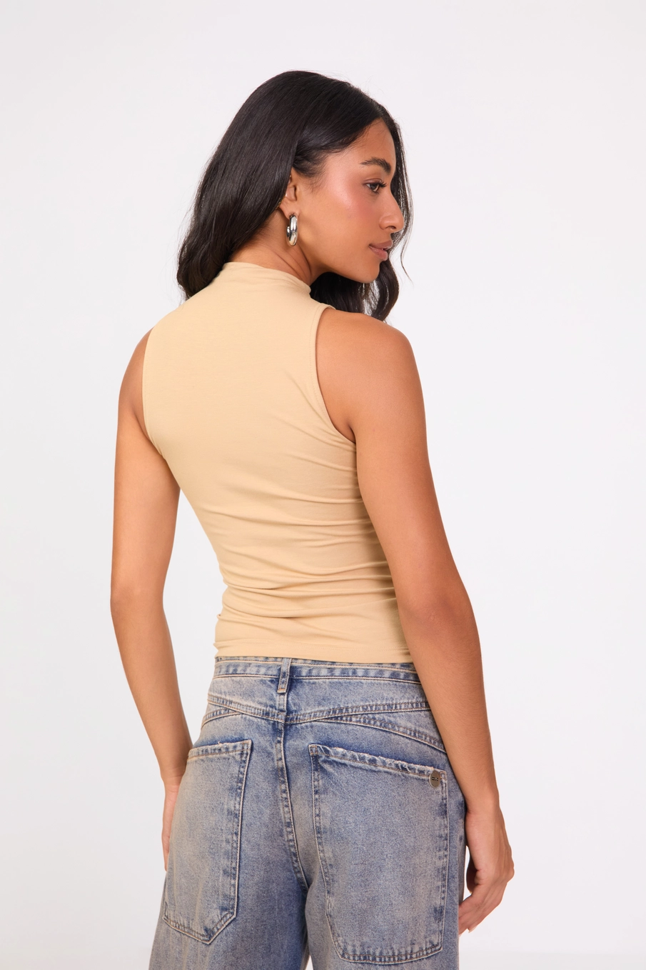 Blusa Small Gola Alta Bege 4