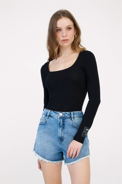 Blusa Slim Texturizada Manga Longa