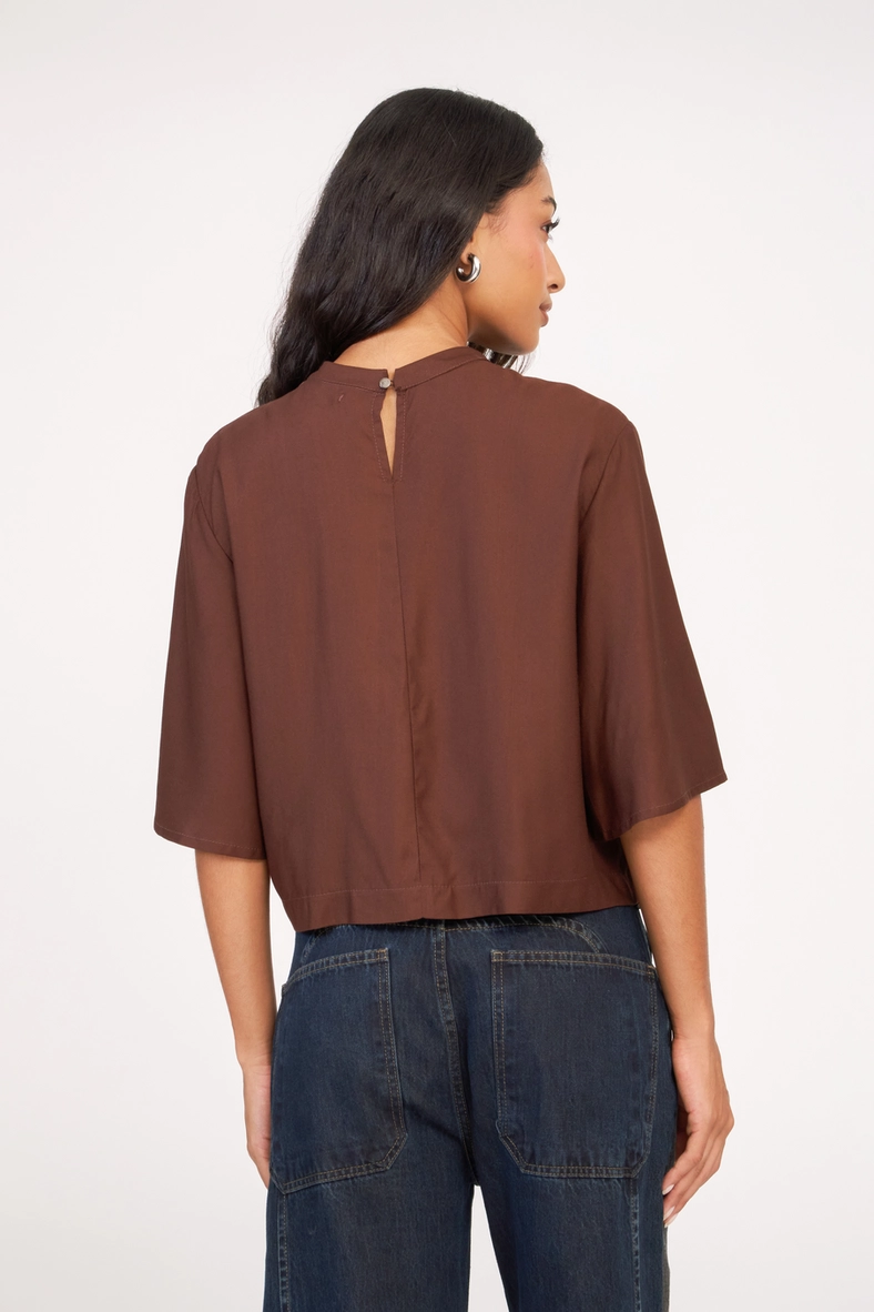 Blusa Mock Neck Comfort Marrom 4