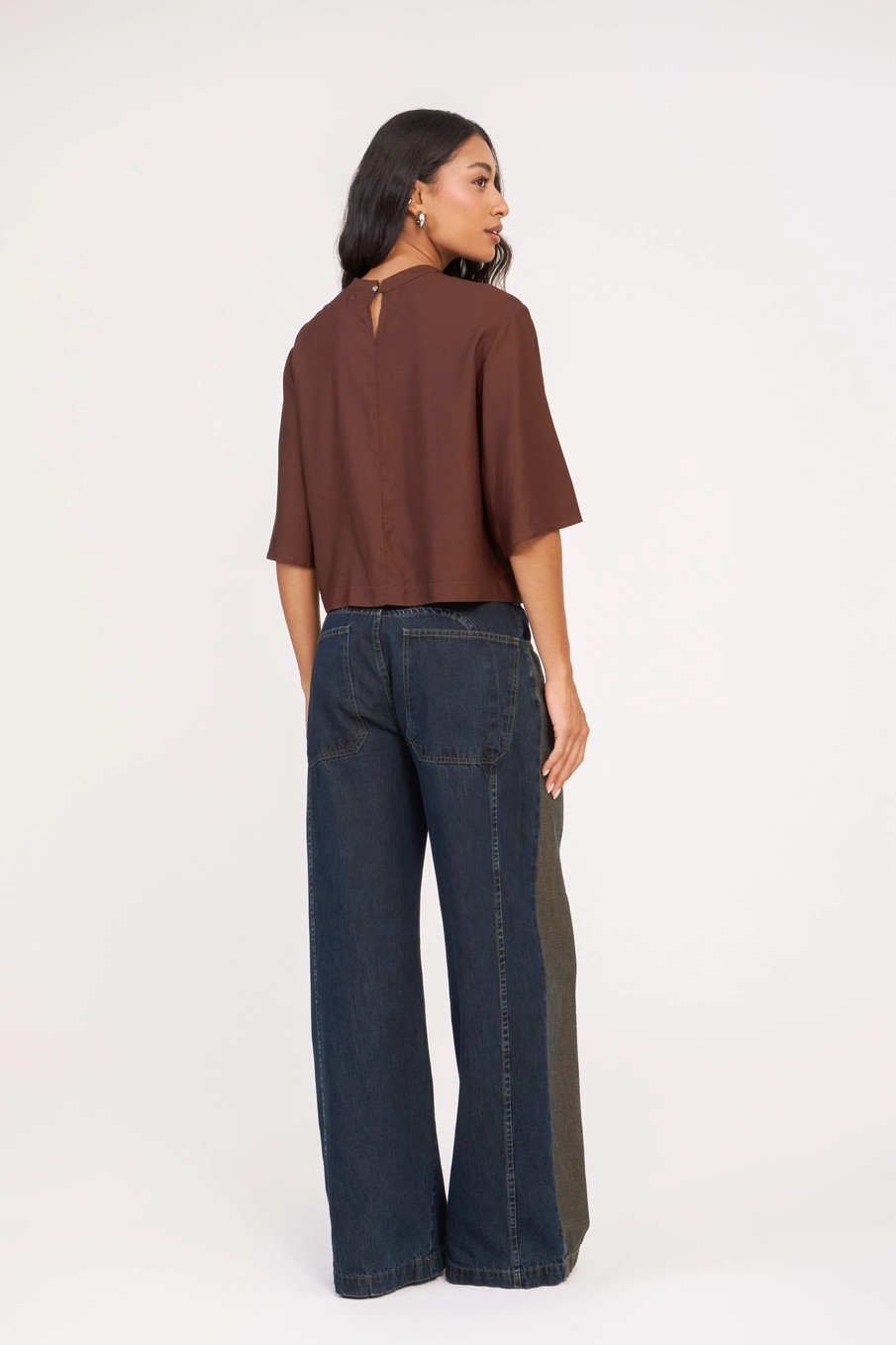 Blusa Mock Neck Comfort Marrom 2
