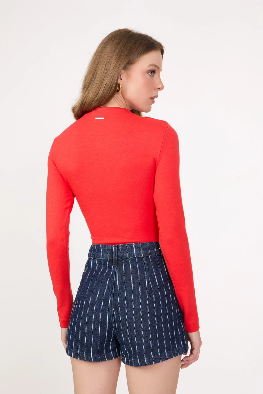 Blusa Slim Com Detalhe Ombro Vermelho 2