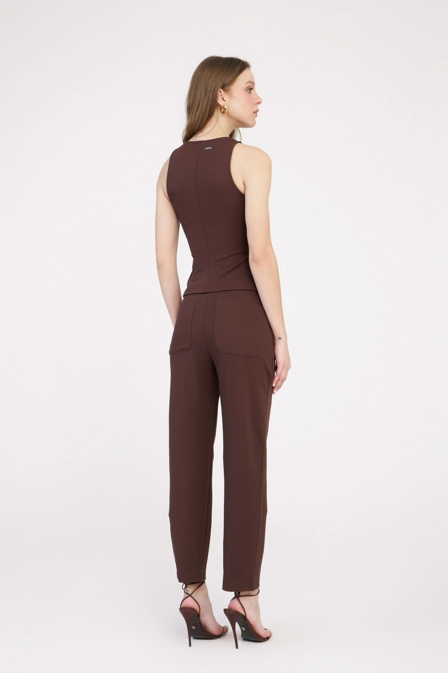 Blusa Slim Peplum Marrom 2