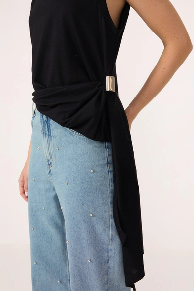 Blusa Slim Detalhe Lateral