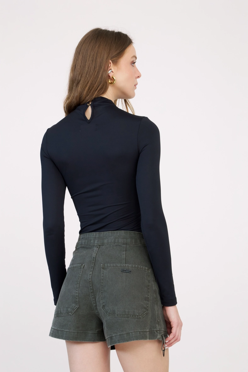 Blusa Slim Manga Longa Preto 2