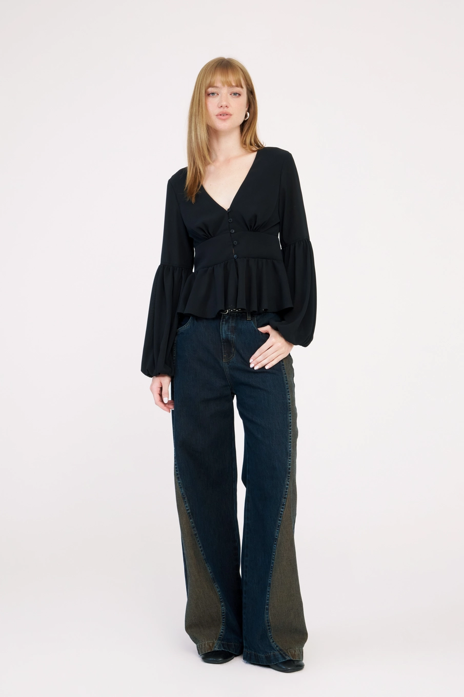 Blusa Slim Barra Godê Preto 3