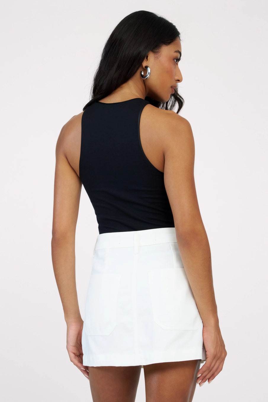 Regata Feminina Slim Com Detalhes Preto 4