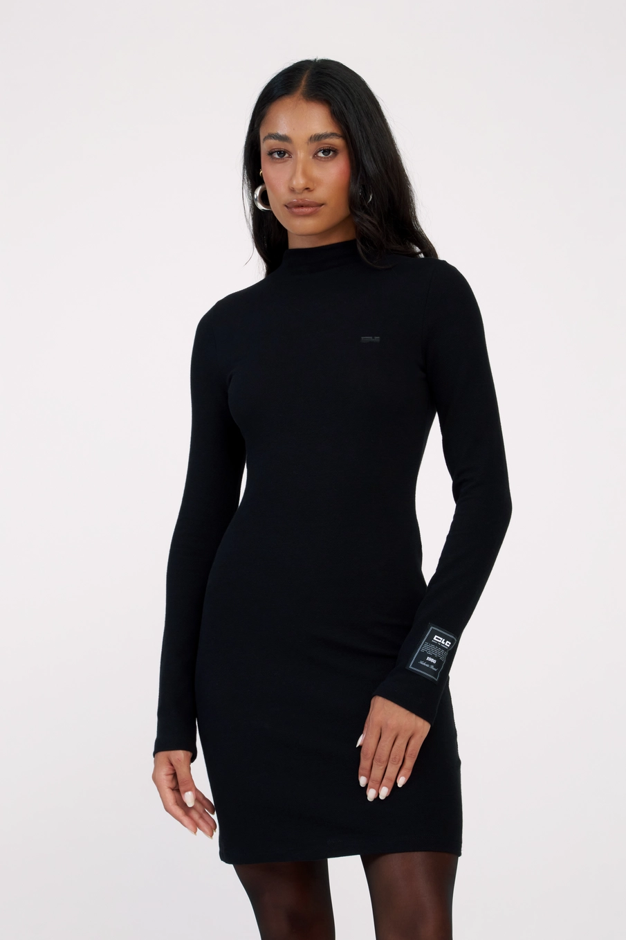 Vestido Curto Small Manga Longa Preto 3