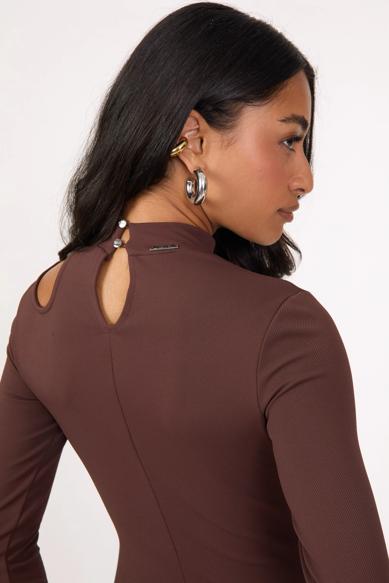 Vestido Midi Slim Texturizado Marrom 5