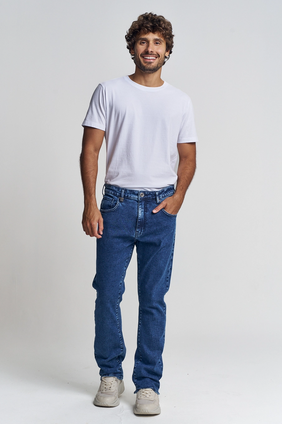 Calça Jeans Masculina Com Cintura Média - Leo Índigo 1