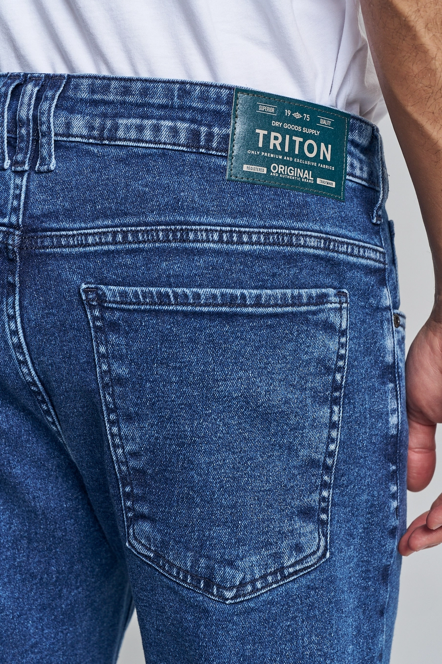 Calça Jeans Masculina Com Cintura Média - Leo Índigo 5