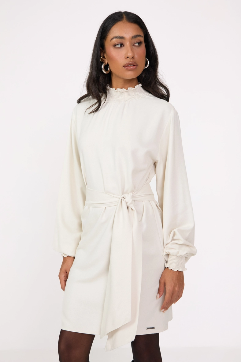 Vestido Curto Comfort Gola Alta Lastex Bege Italian 3