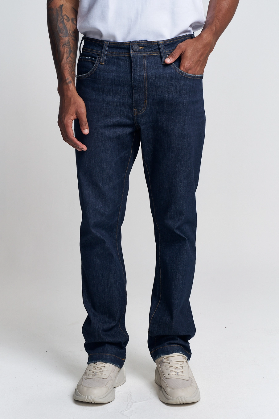 Calça Jeans Masculina Com Cintura Média - Leo Índigo 2