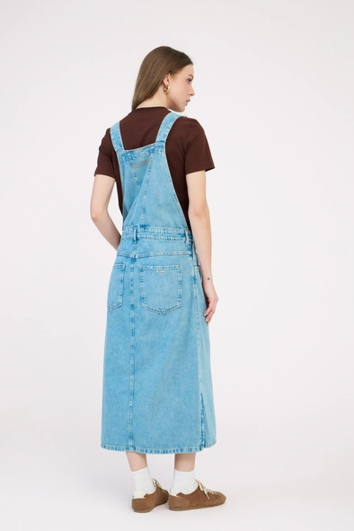 Vestido Jardineira Jeans