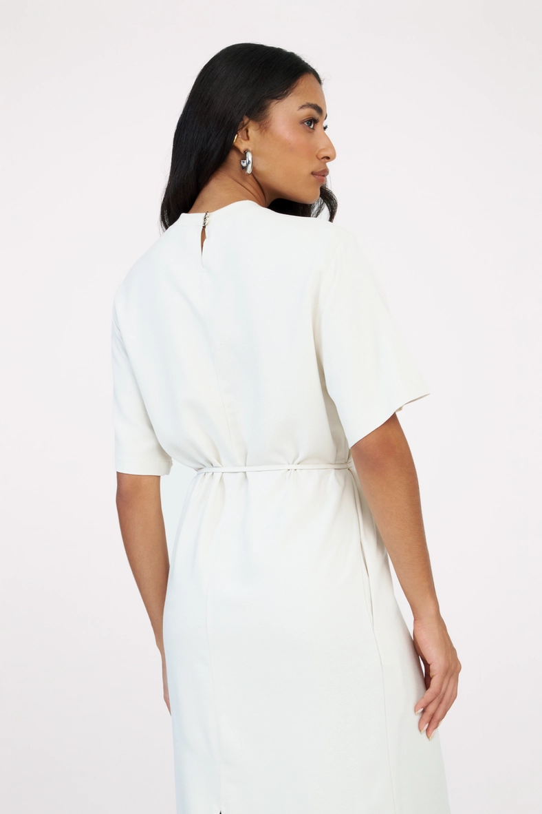 Vestido T-shirt Midi Comfort Com Amarração Bege Italian 4