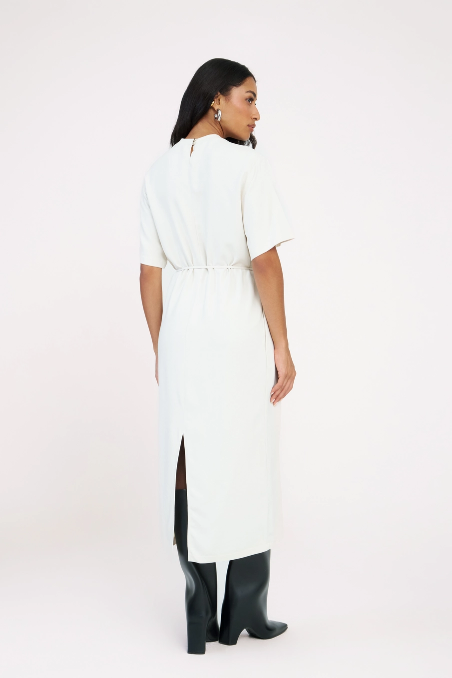 Vestido T-shirt Midi Comfort Com Amarração Bege Italian 2