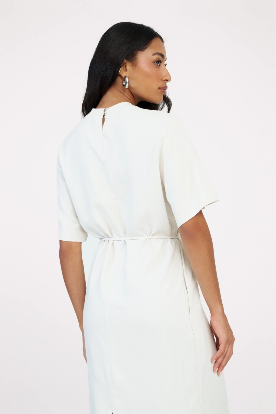 Vestido T-shirt Midi Comfort Com Amarração Bege Italian 4
