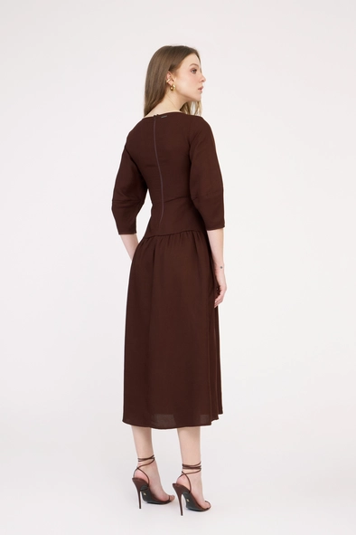Vestido Midi Decote Coração E Mangas Balonê
