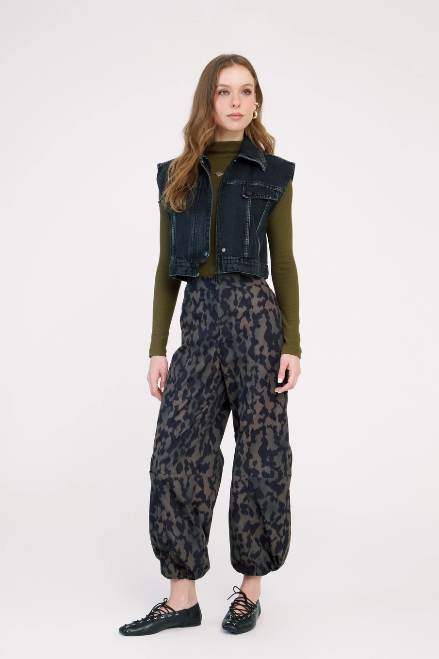 Colete Jeans Feminino Cropped Indigo Preto 3