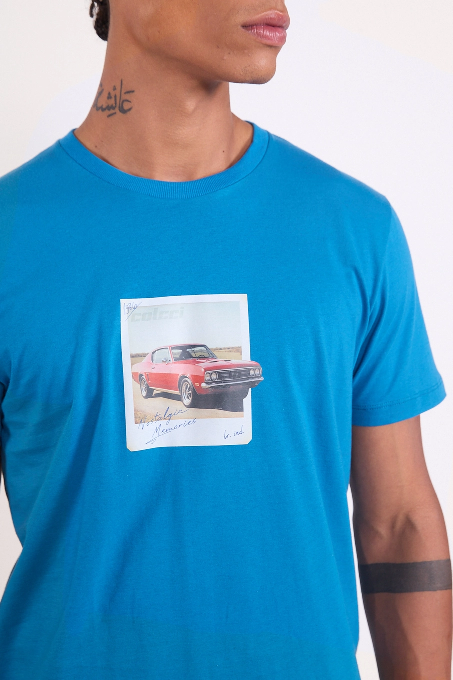 Camiseta Masculina Memórias Nostálgicas Azul