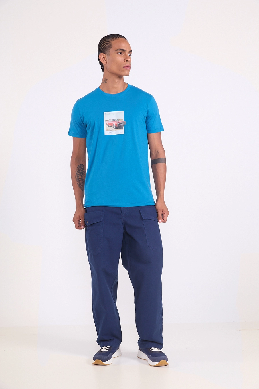 Camiseta Masculina Memórias Nostálgicas Azul