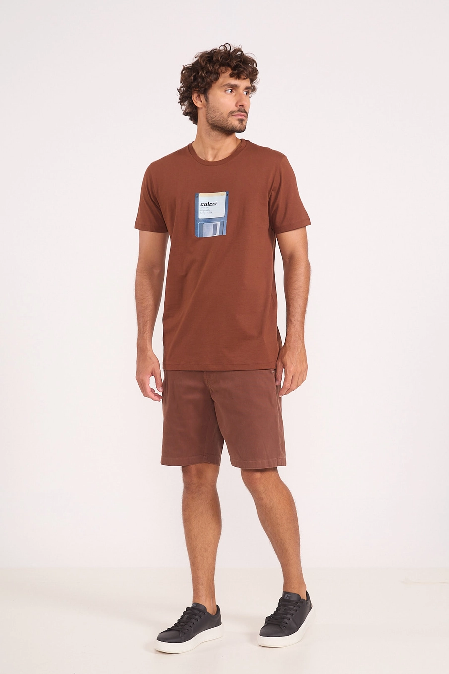 Camiseta Estampada Floppy Disk Marrom