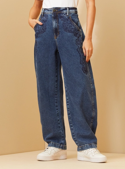 Calça Feminina Jeans Bordada - Barrel
