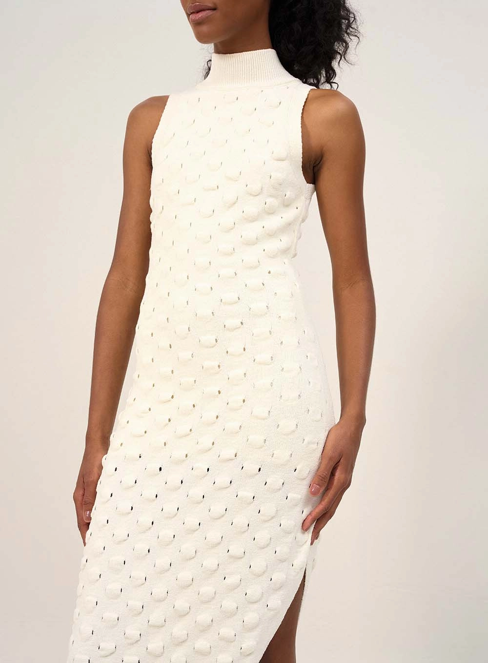 Vestido Gola Alta Com Textura Off Shell 3