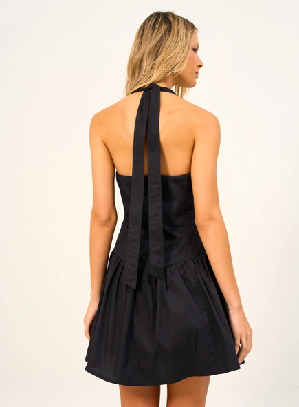 Vestido Curto Halter Com Saia Godê