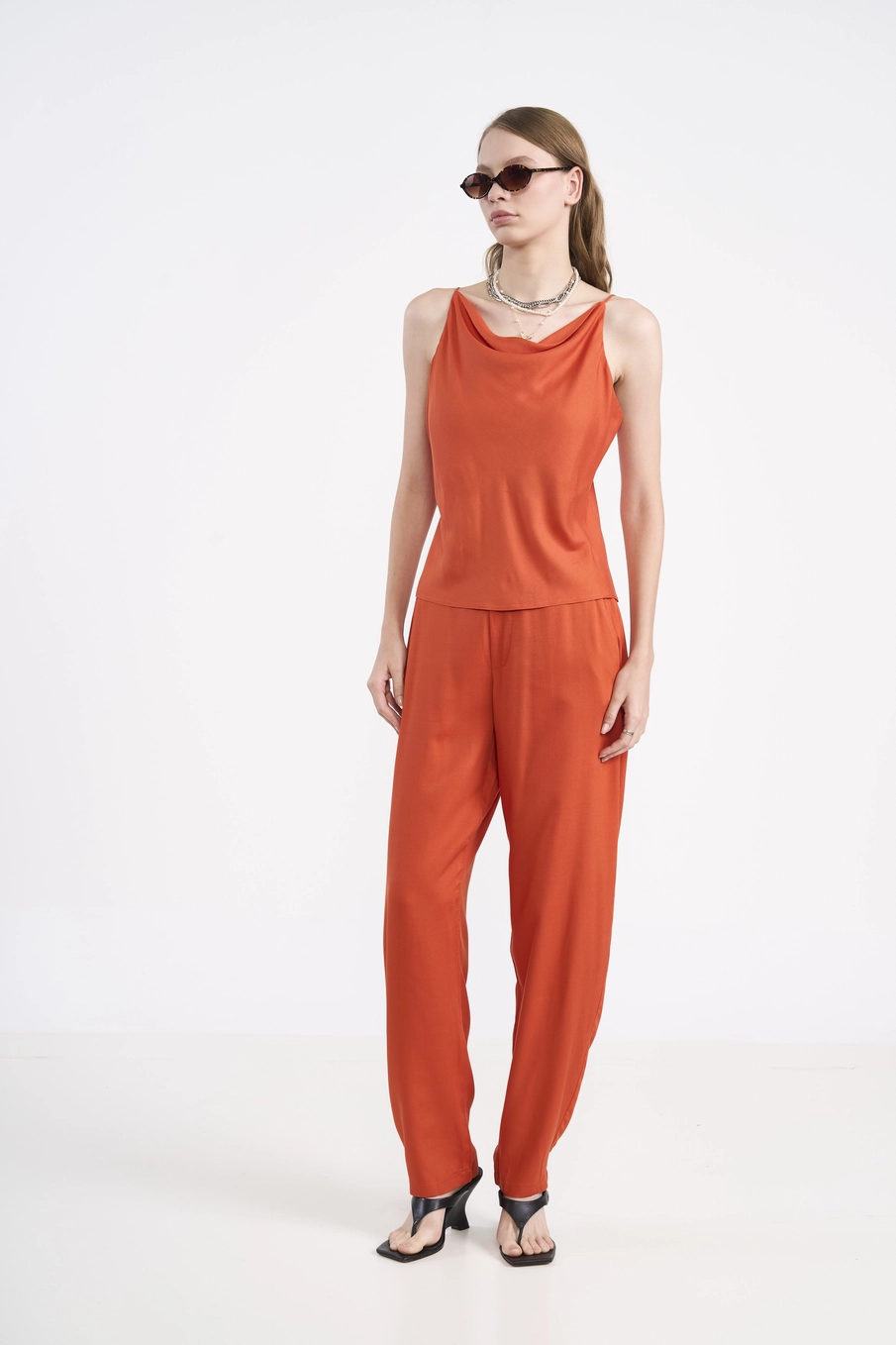 Blusa Alça Degagê Em Viscose Laranja
