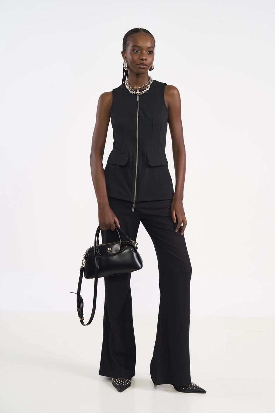 Blusa Estruturada Com Zíper Preto