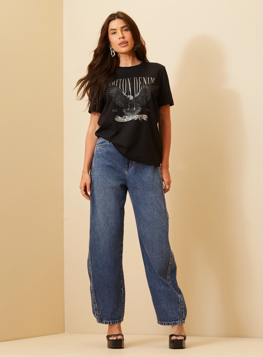 Camiseta Feminina Com Estampa Frontal - Comfort Preto 4