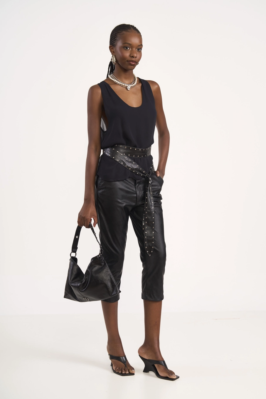 Blusa Regata Viscose Fluida Preto